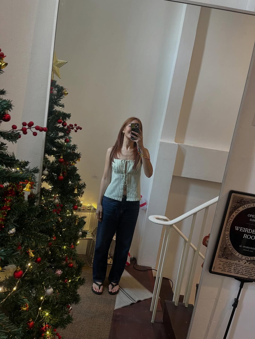 มิ้น - มิณฑิตา วัฒนกุล