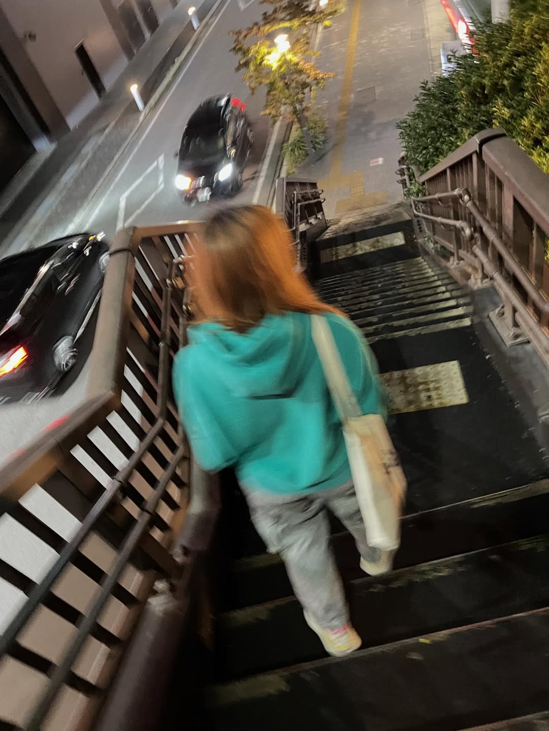 มิ้น - มิณฑิตา วัฒนกุล