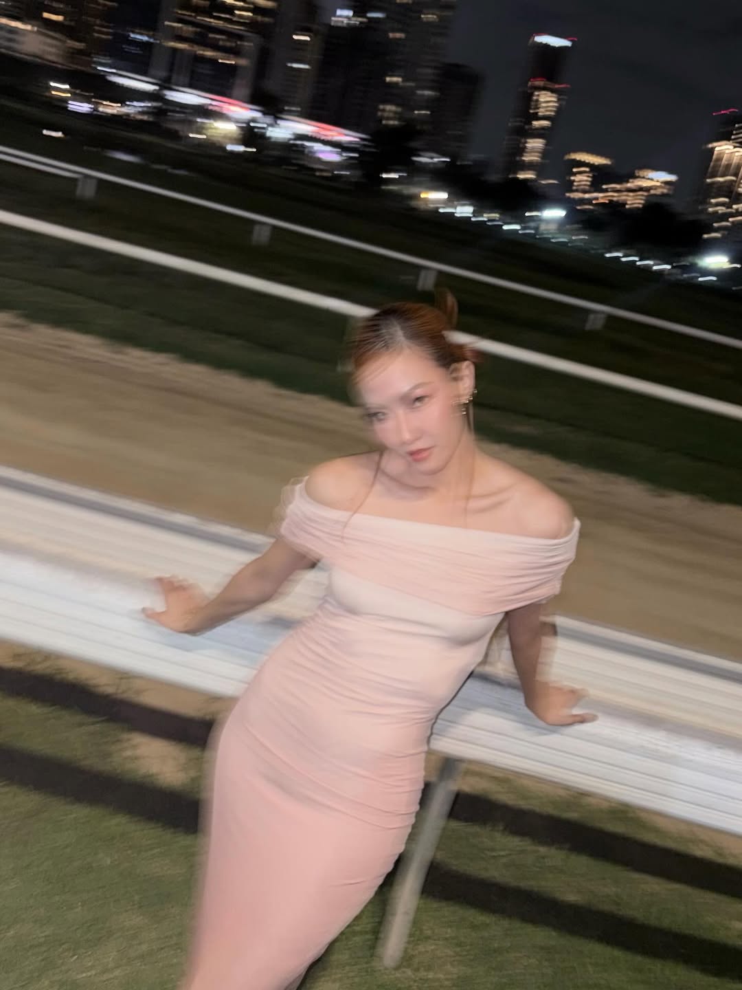 มิ้น - มิณฑิตา วัฒนกุล