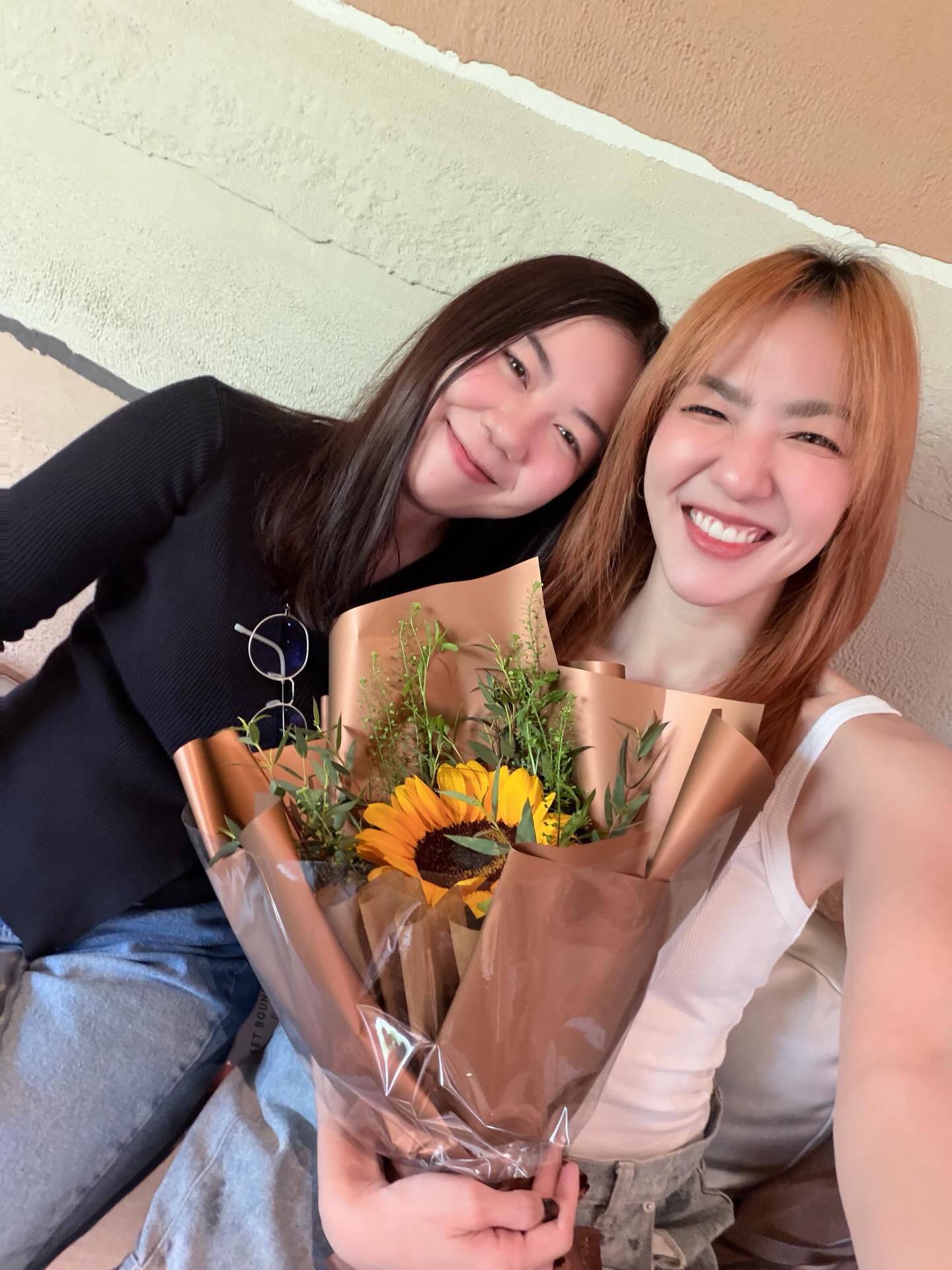 มิ้น - มิณฑิตา วัฒนกุล