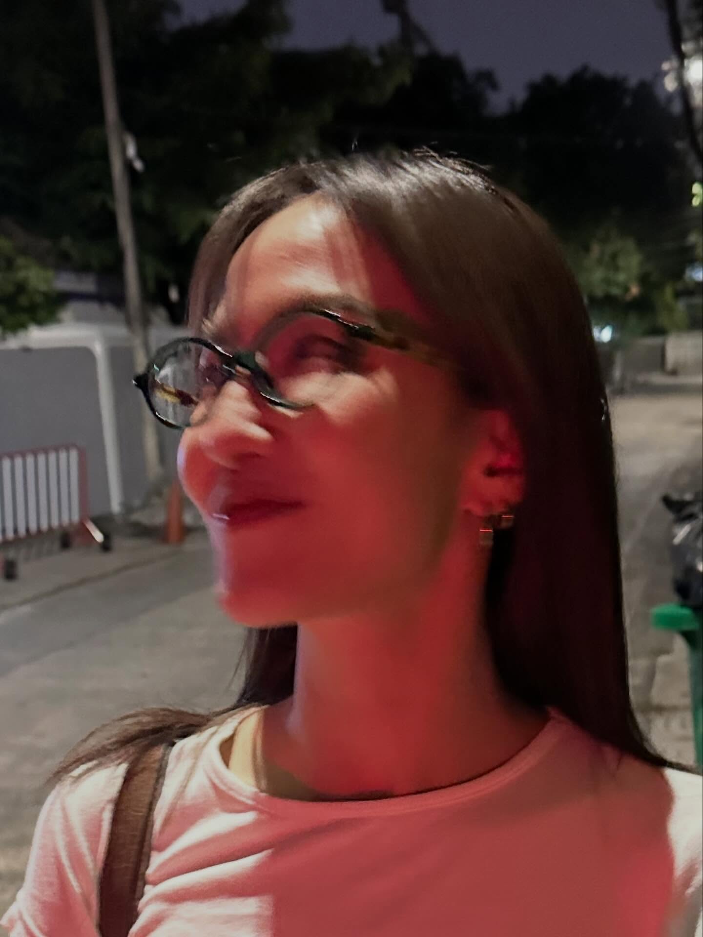 มิ้น - มิณฑิตา วัฒนกุล
