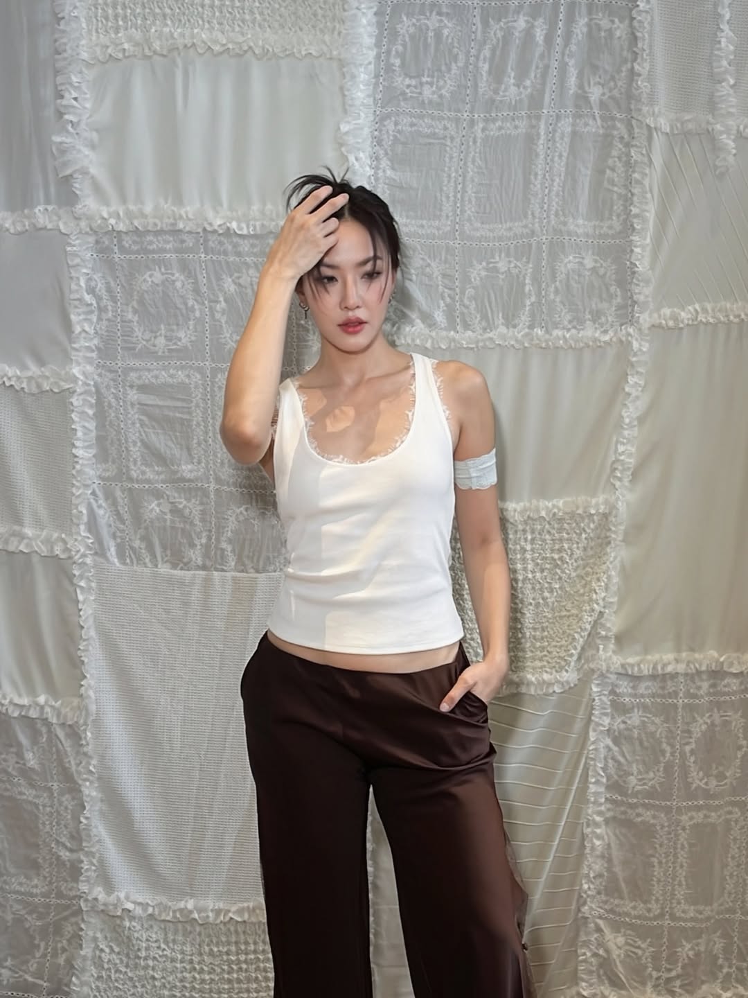 มิ้น - มิณฑิตา วัฒนกุล