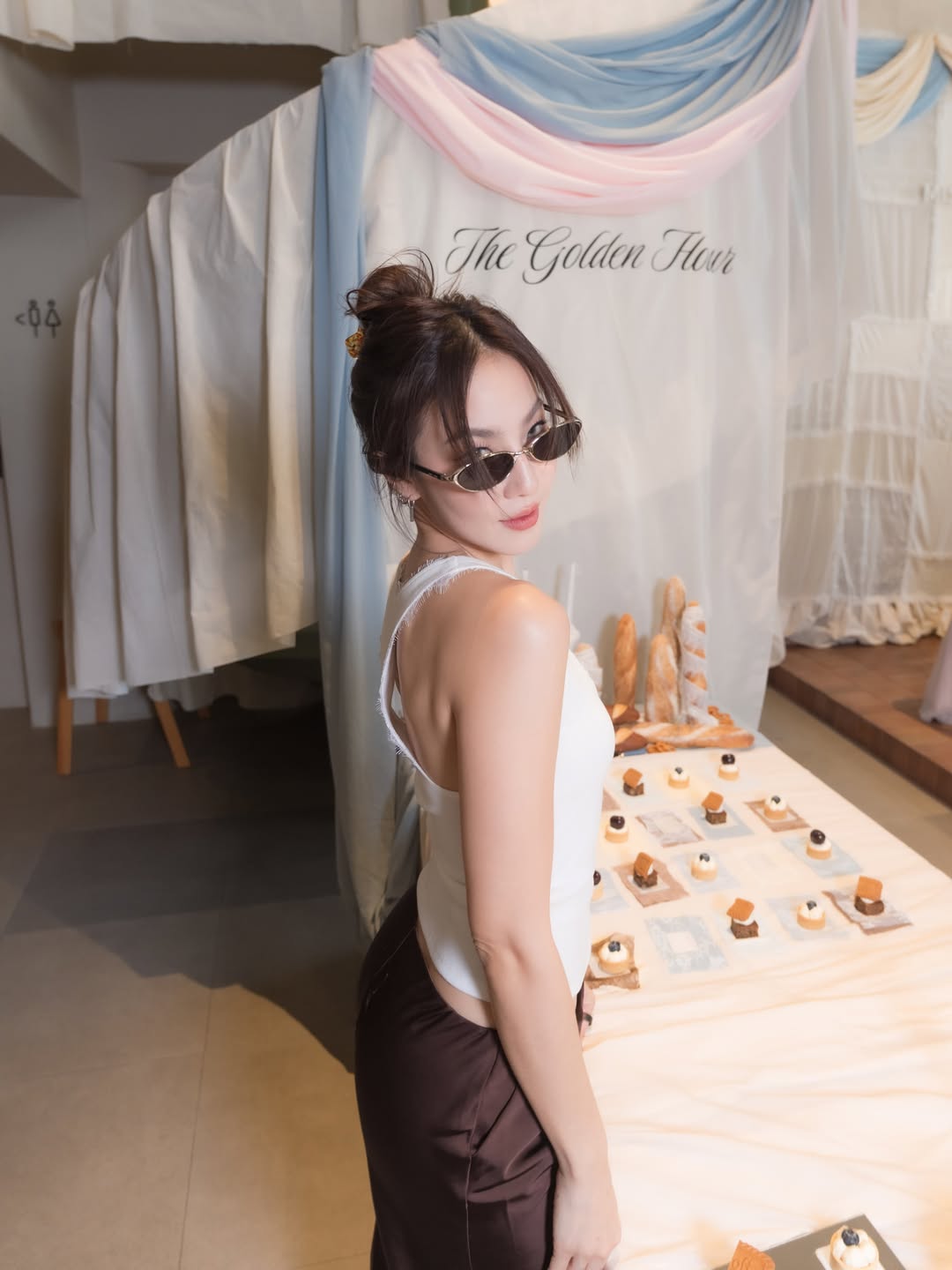 มิ้น - มิณฑิตา วัฒนกุล