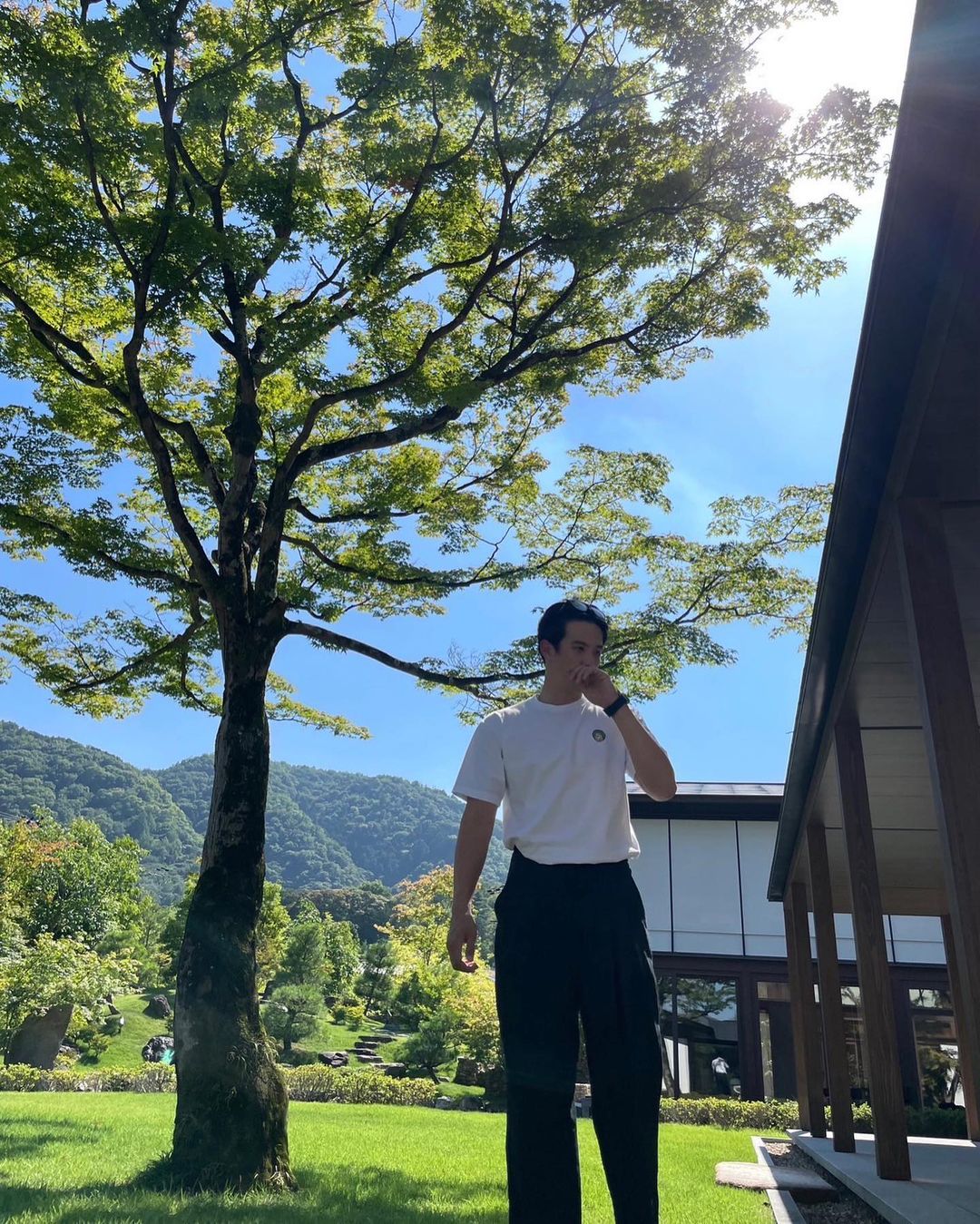 เจมส์ มาร์
