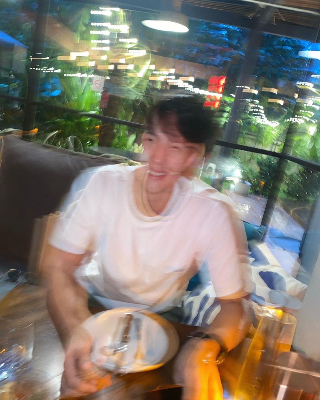 เจมส์ มาร์