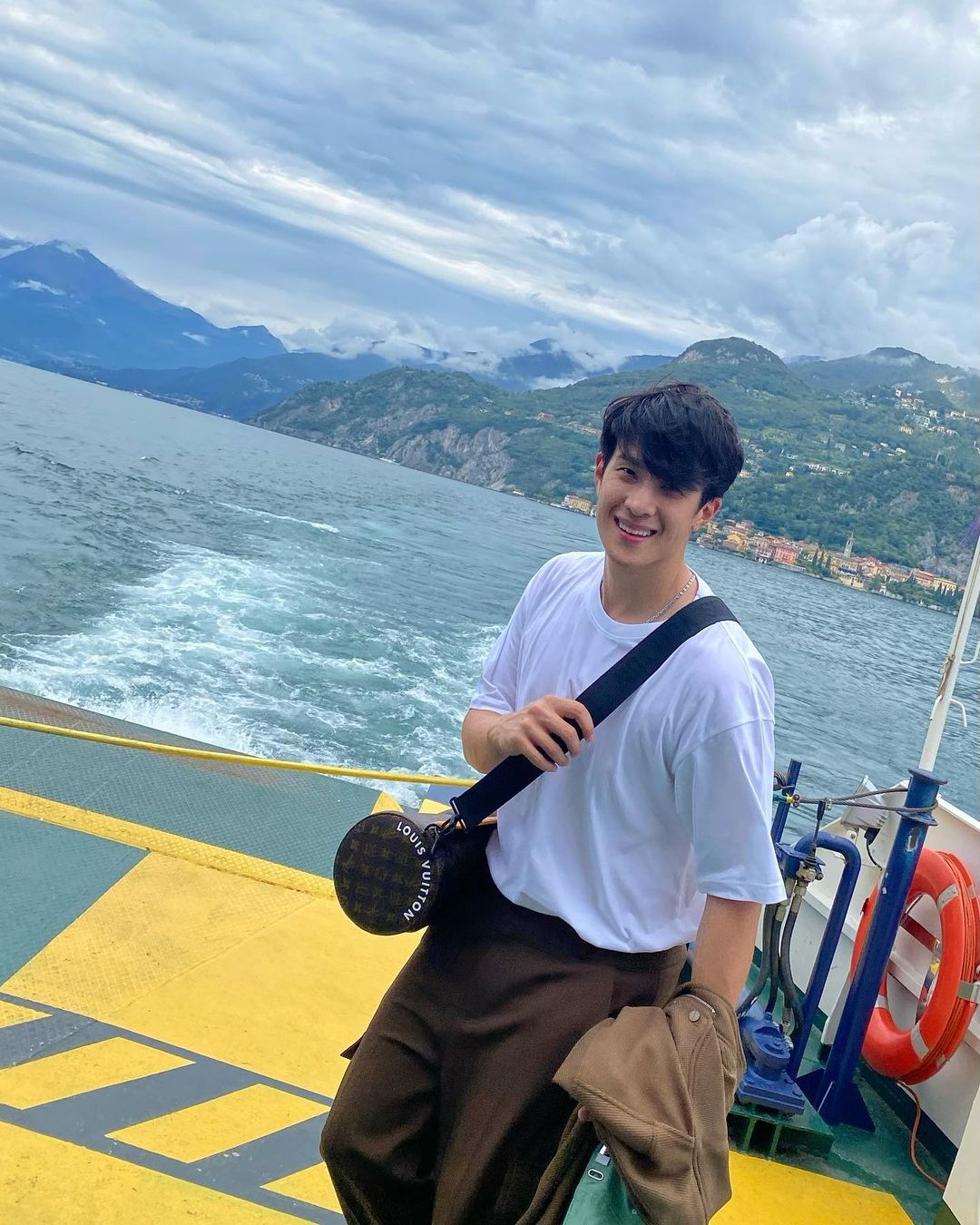 เจมส์ มาร์