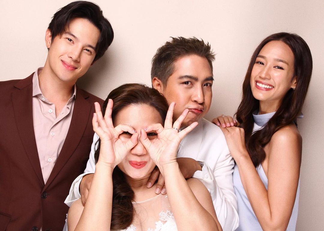 เจมส์ มาร์
