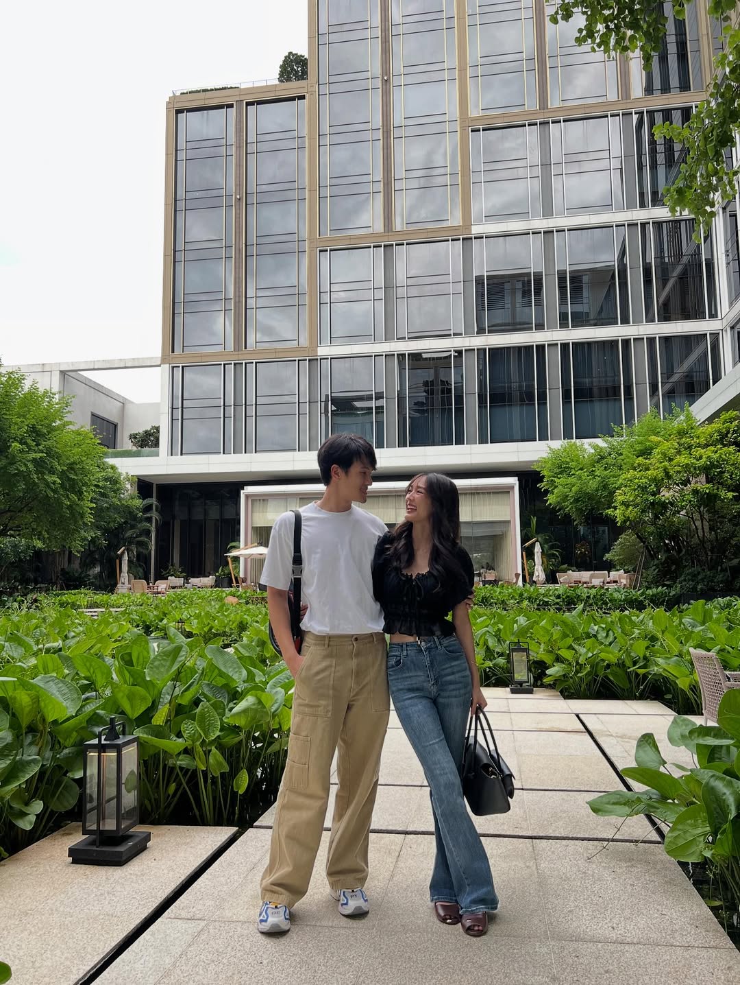 เจมส์ มาร์