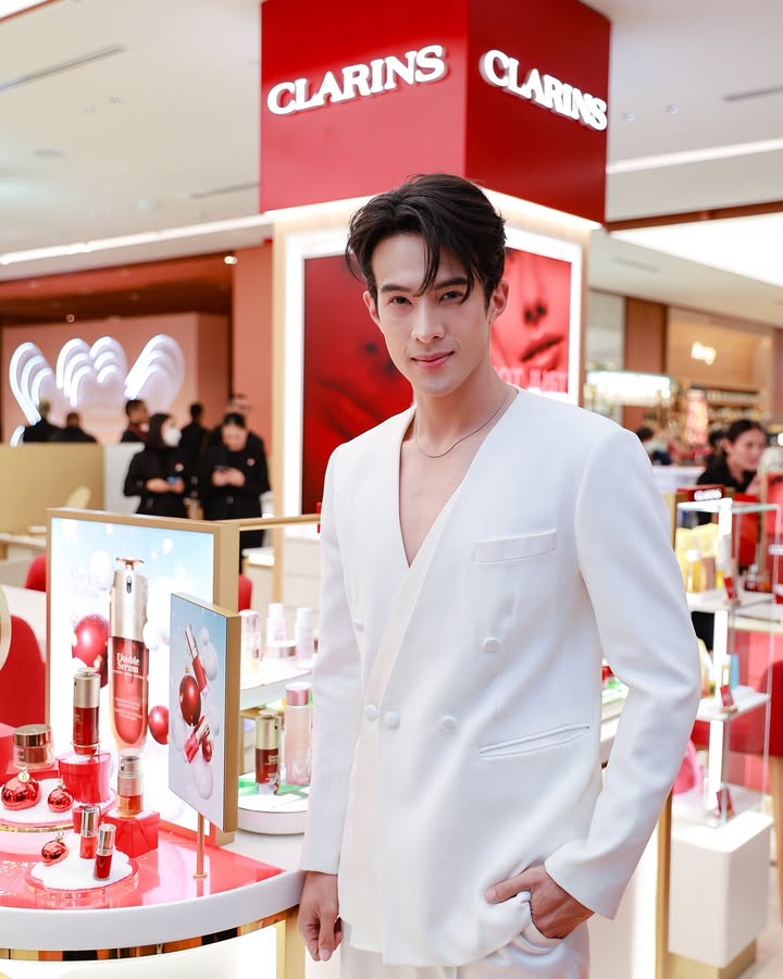 เจมส์ มาร์