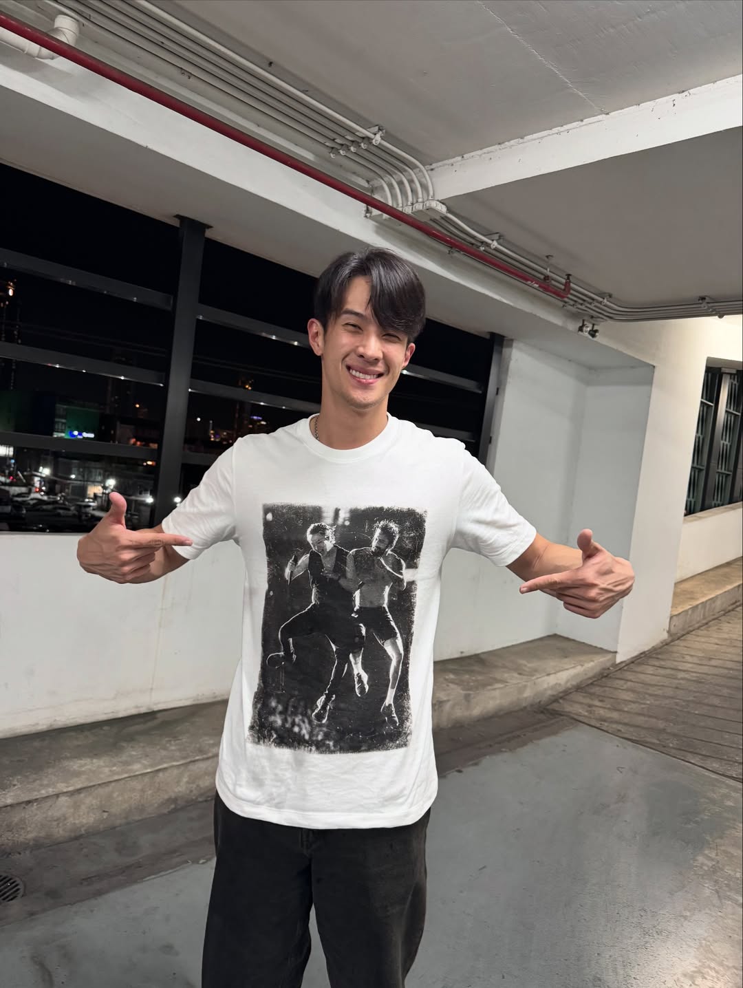 เจมส์ มาร์