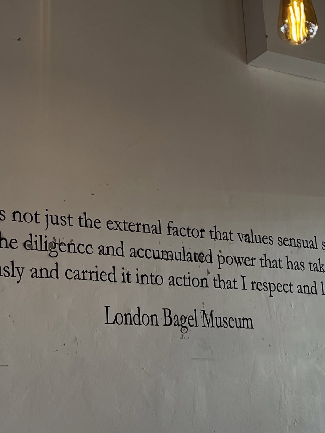 เจมส์ มาร์