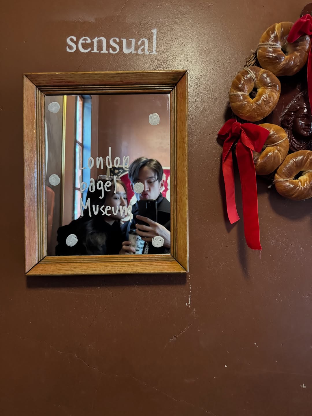 เจมส์ มาร์