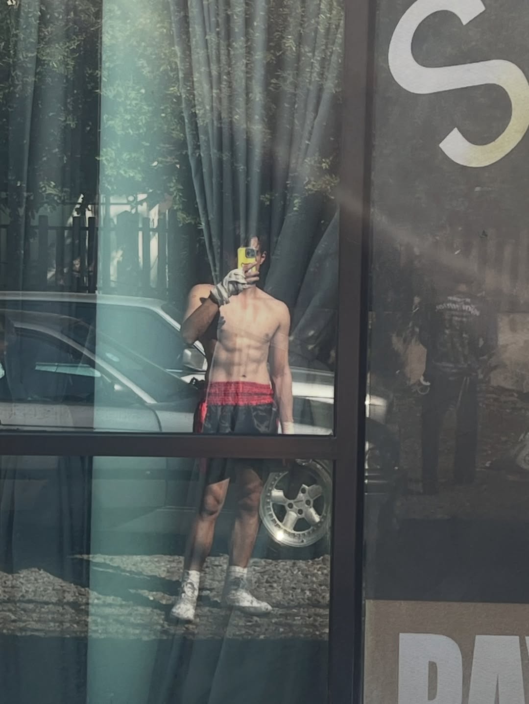 เจมส์ มาร์