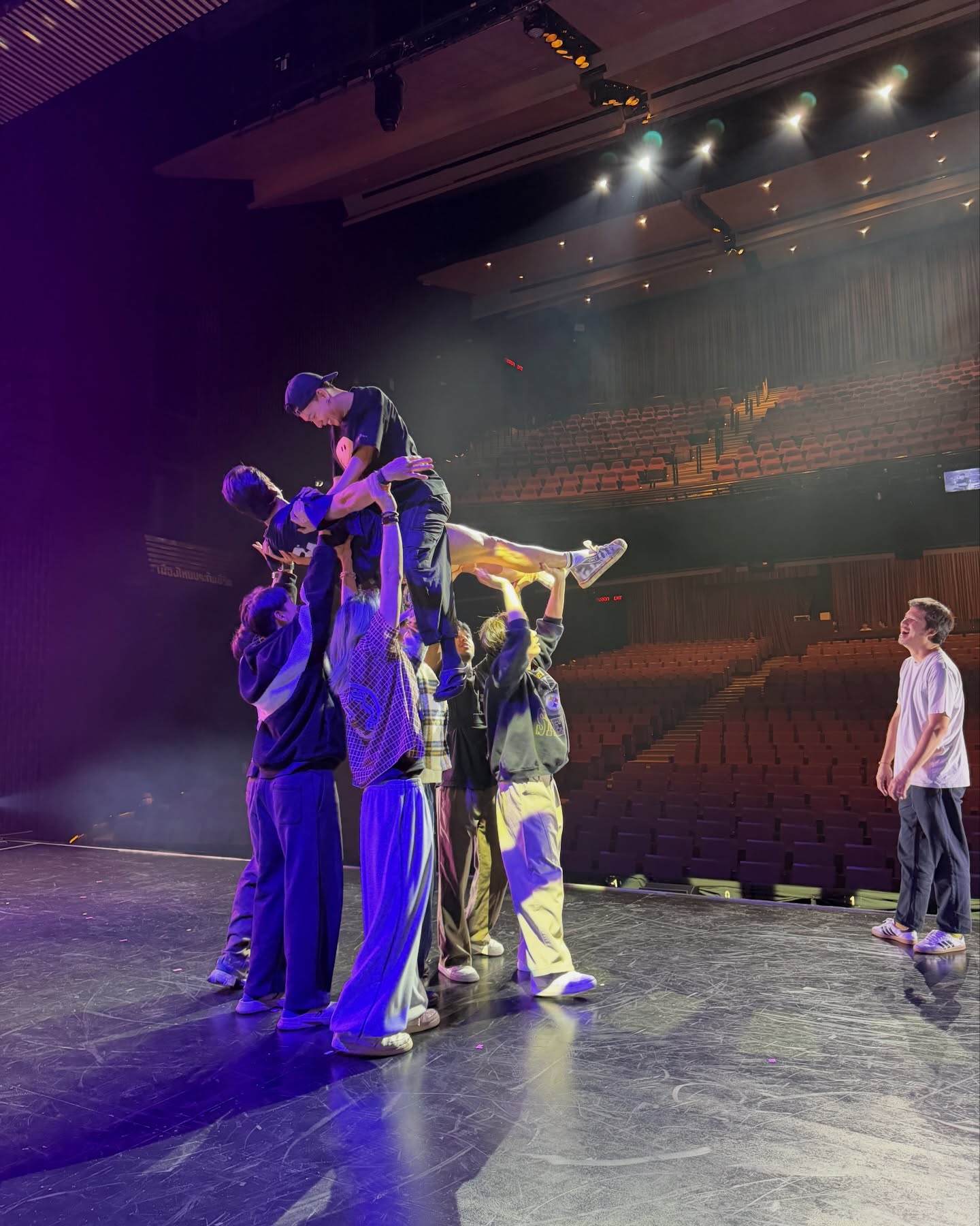 เจมส์ มาร์