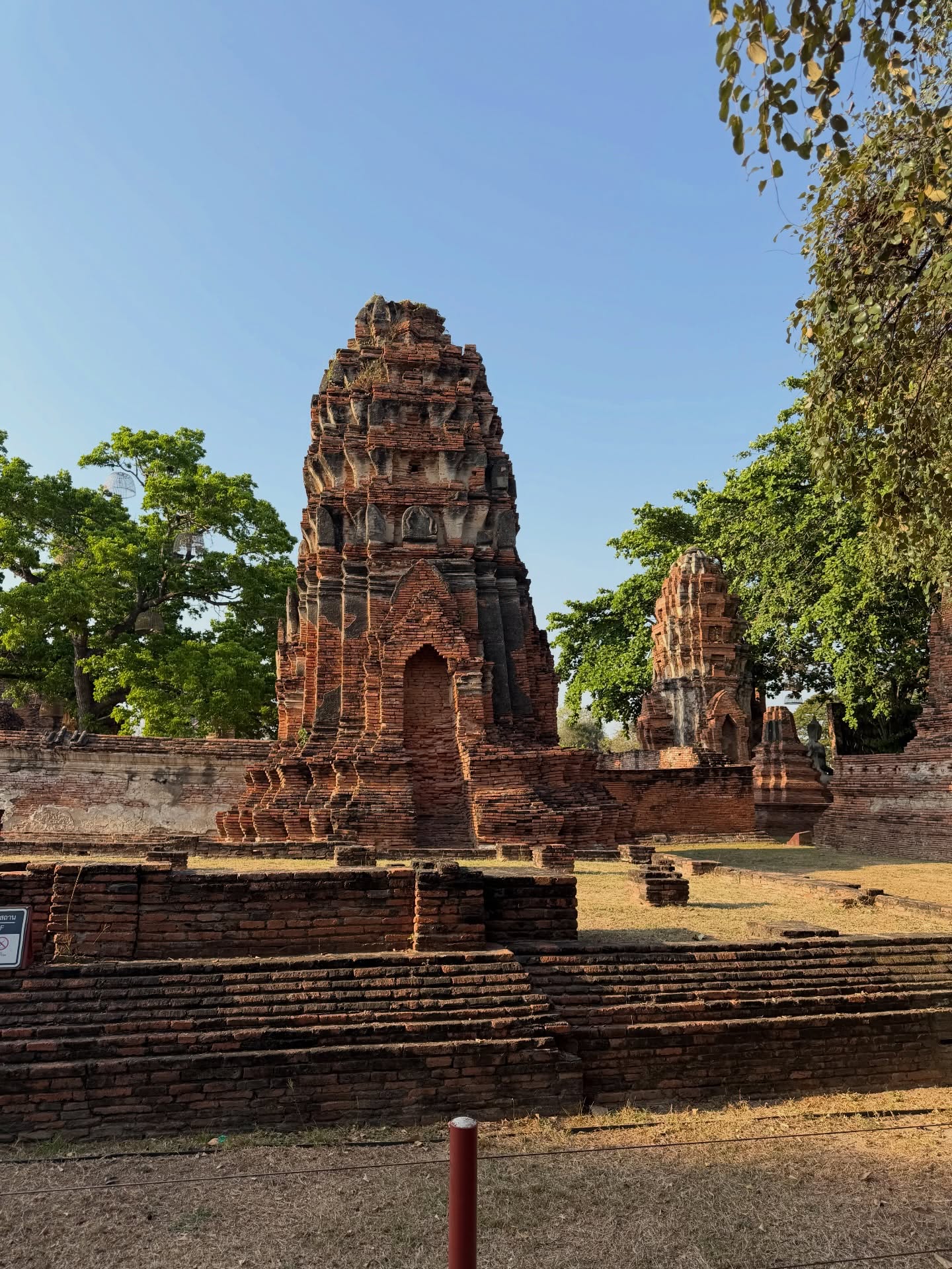 เจมส์ มาร์