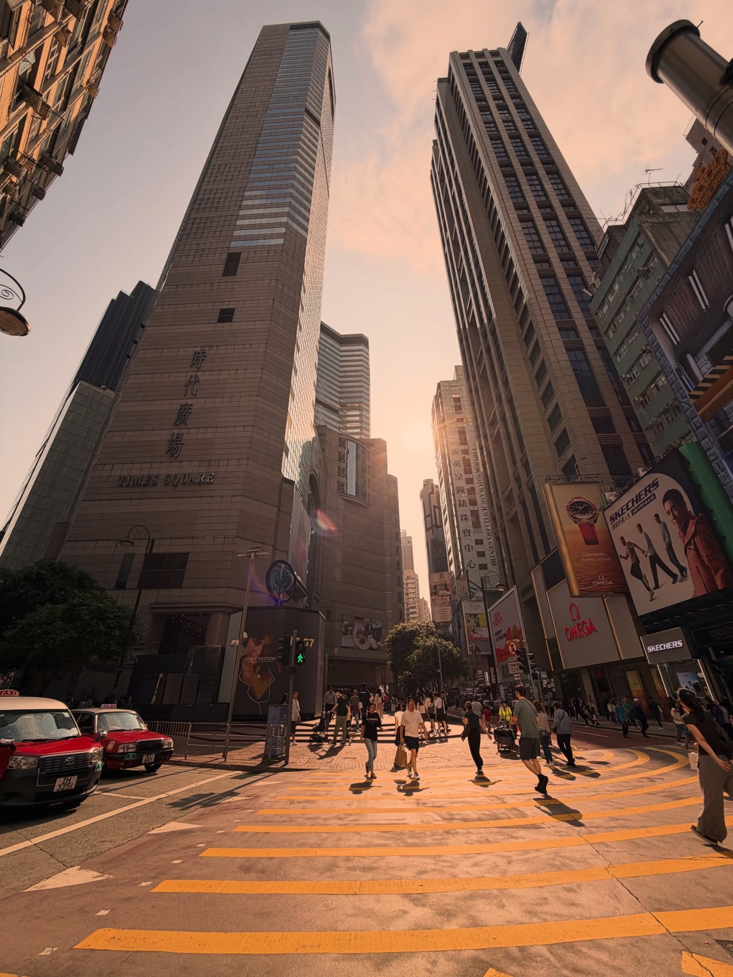 เจมส์ มาร์