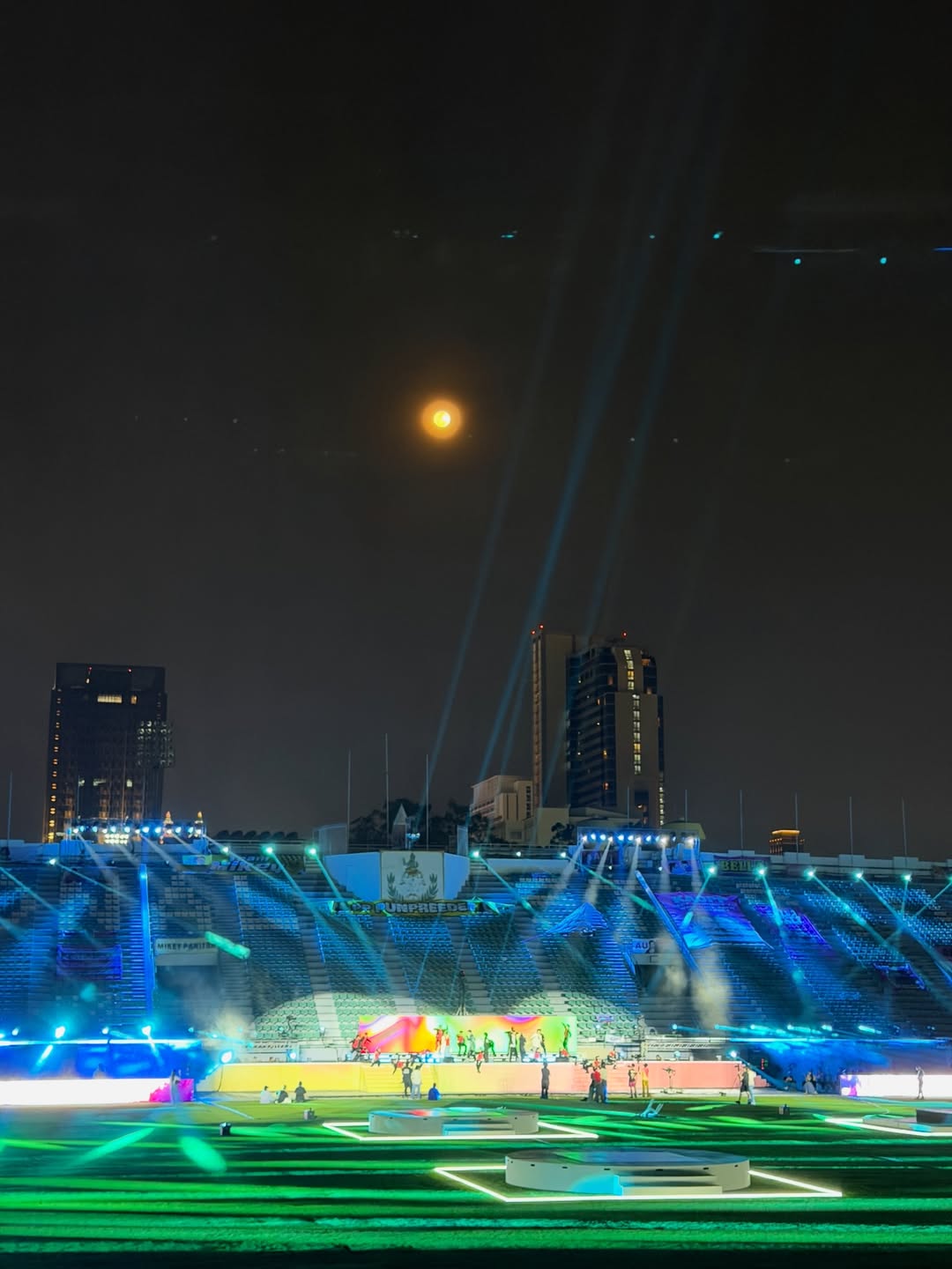 เจมส์ มาร์