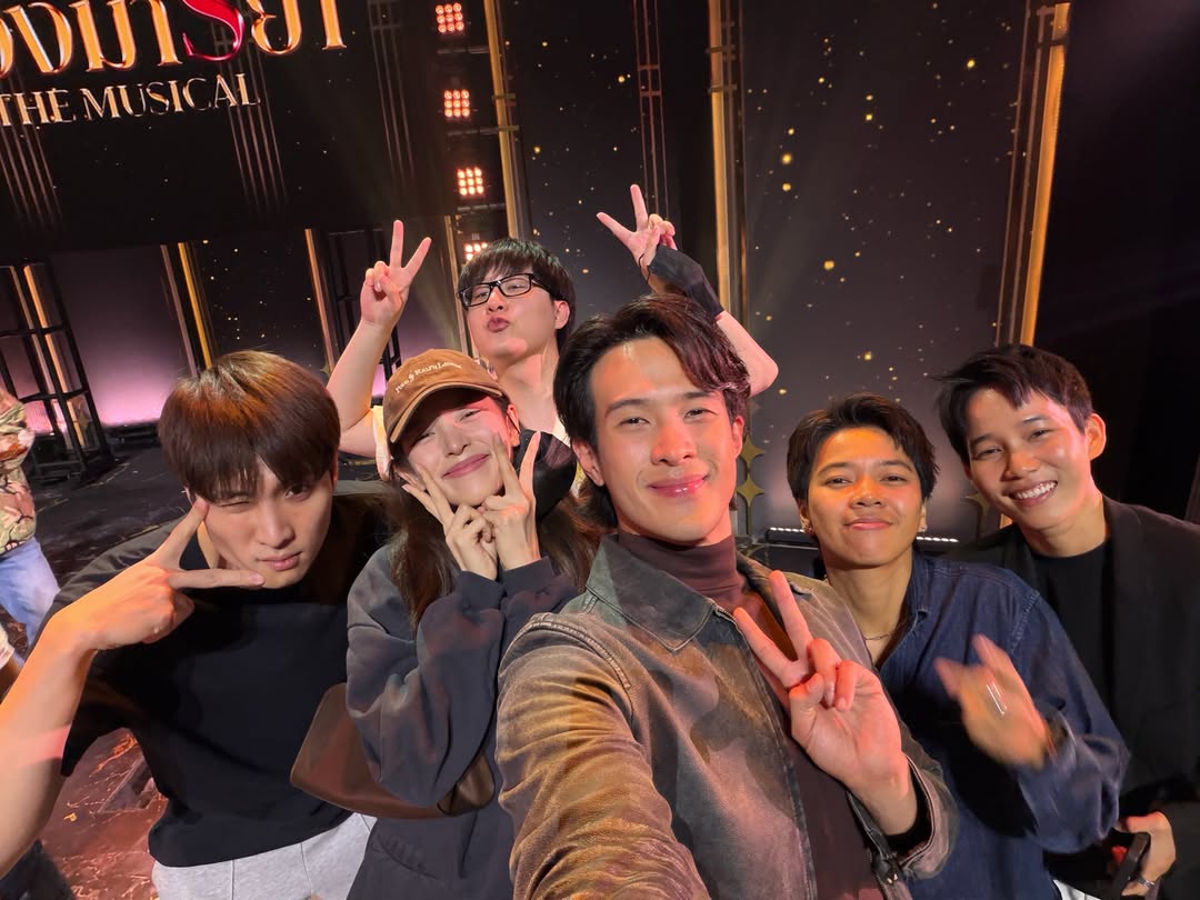 เจมส์ มาร์