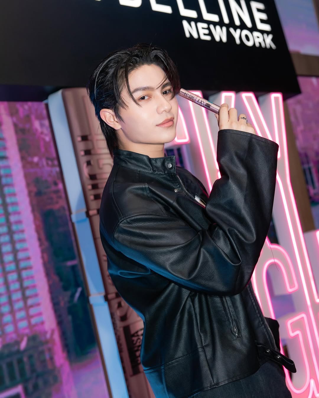 วิลเลี่ยม - จักรภัทร แก้วพันธุ์พงษ์
