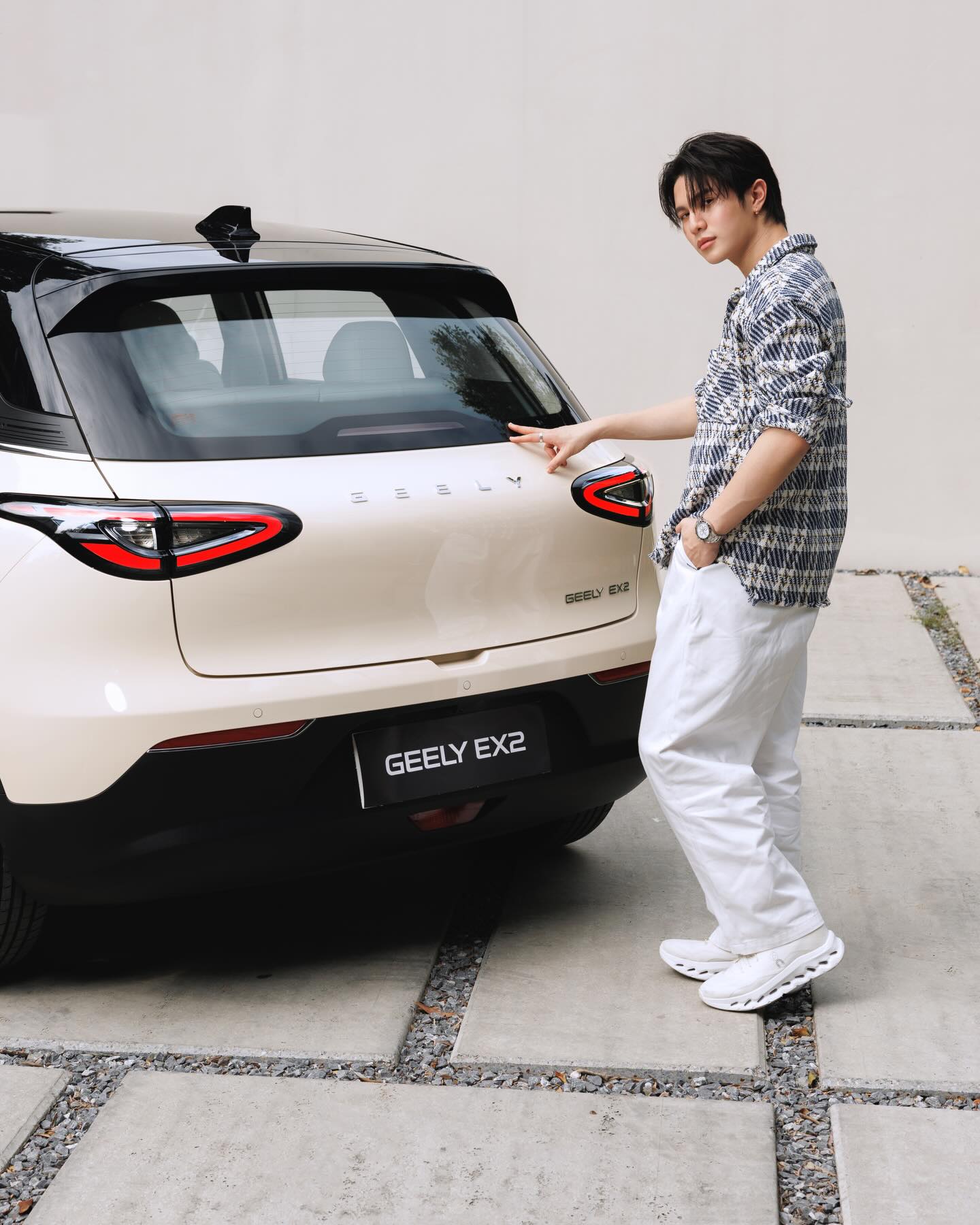 วิลเลี่ยม - จักรภัทร แก้วพันธุ์พงษ์