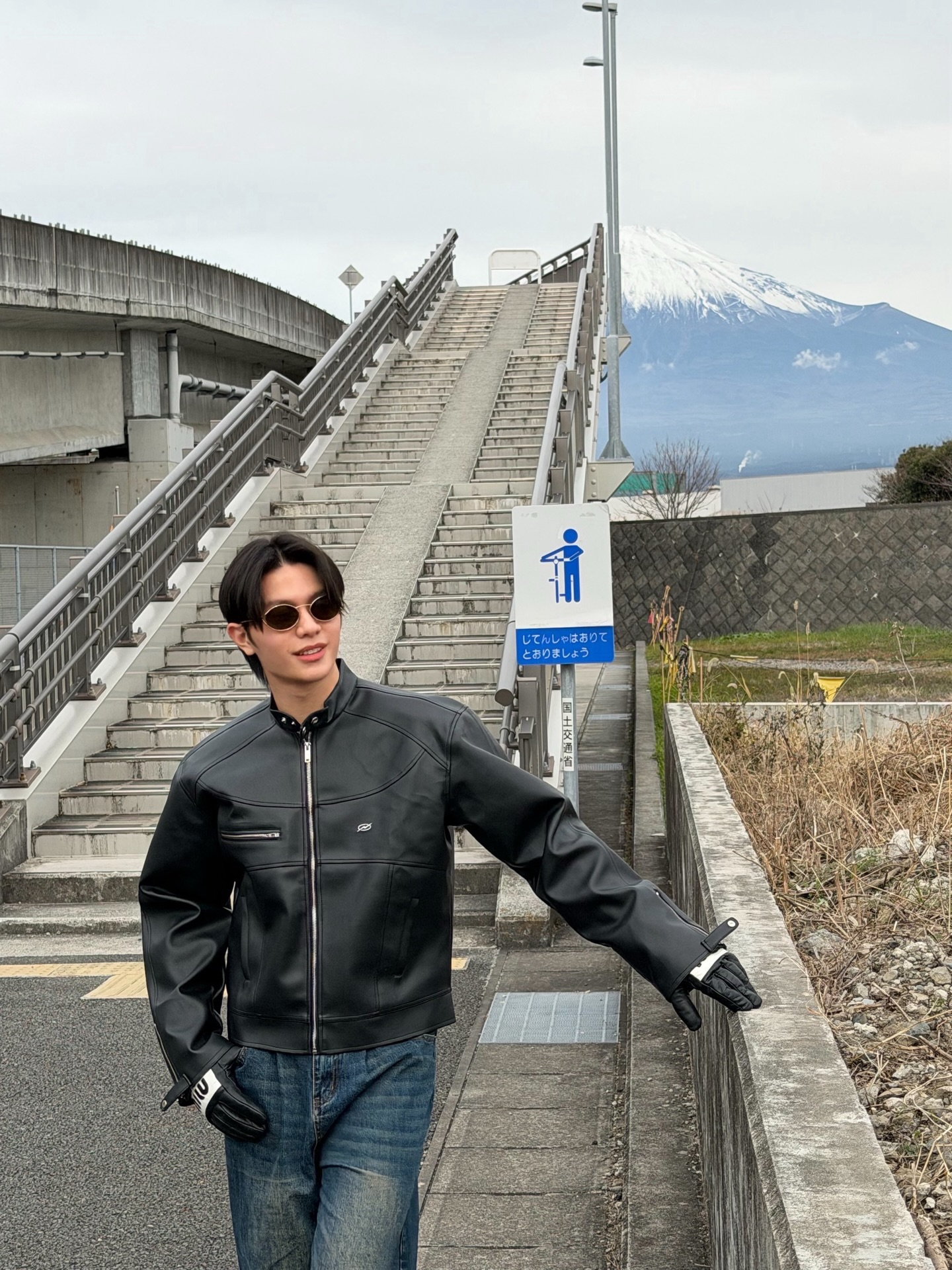 วิลเลี่ยม - จักรภัทร แก้วพันธุ์พงษ์