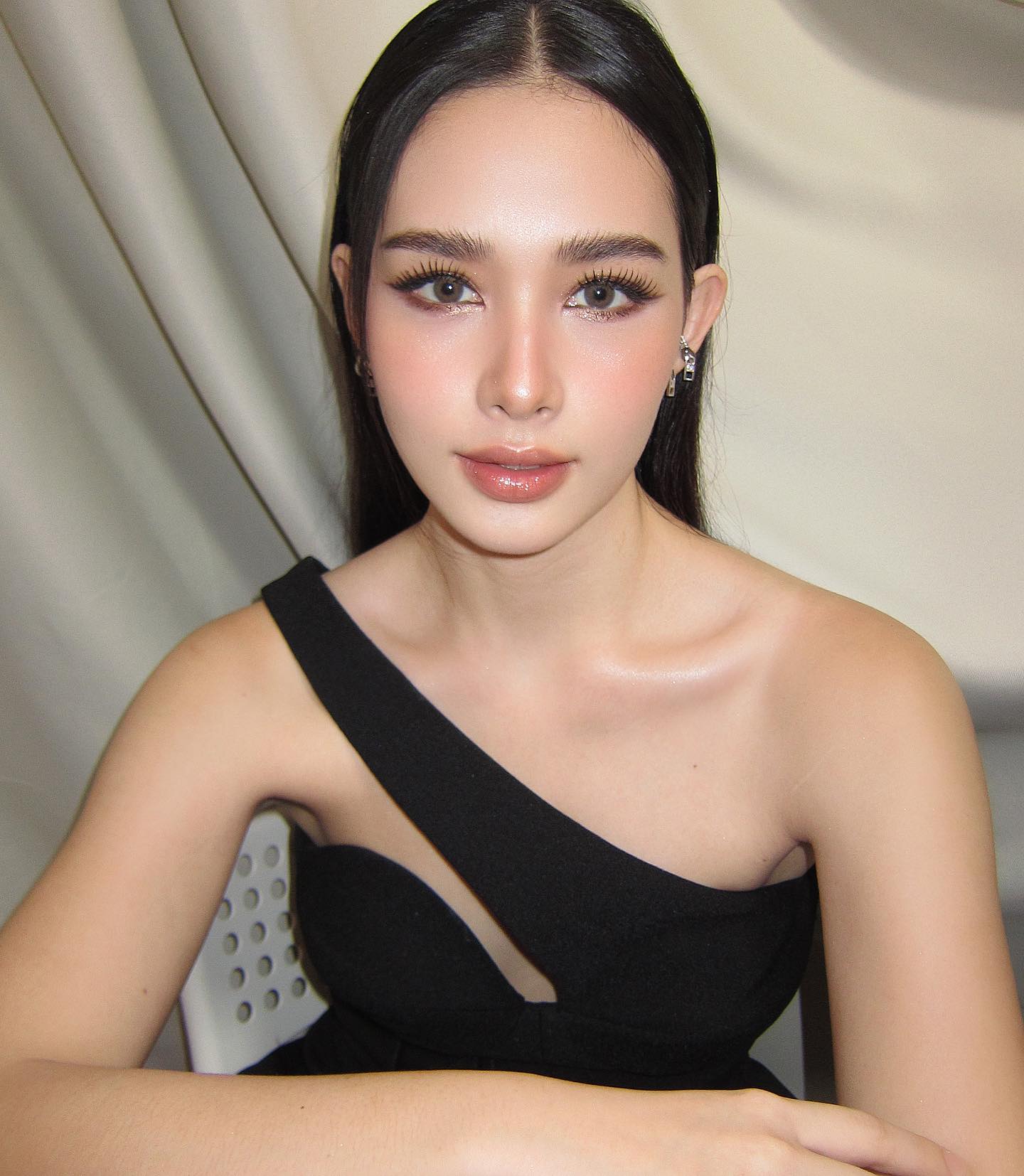 น้ำฟ้า - ธัญญภัสร์ ภัทรธีรชัยเจริญ