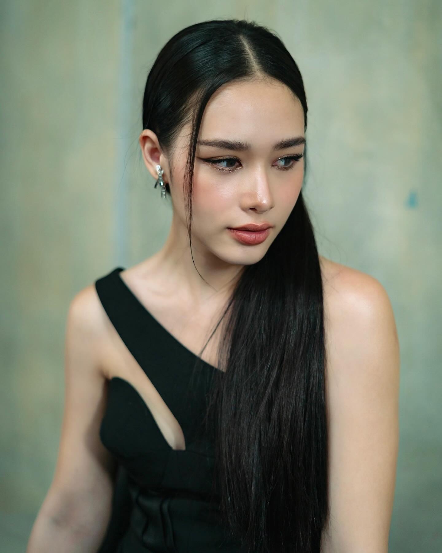 น้ำฟ้า - ธัญญภัสร์ ภัทรธีรชัยเจริญ