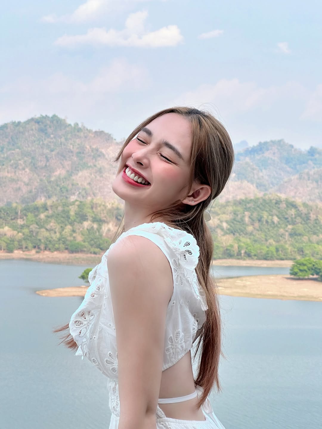 น้ำฟ้า - ธัญญภัสร์ ภัทรธีรชัยเจริญ
