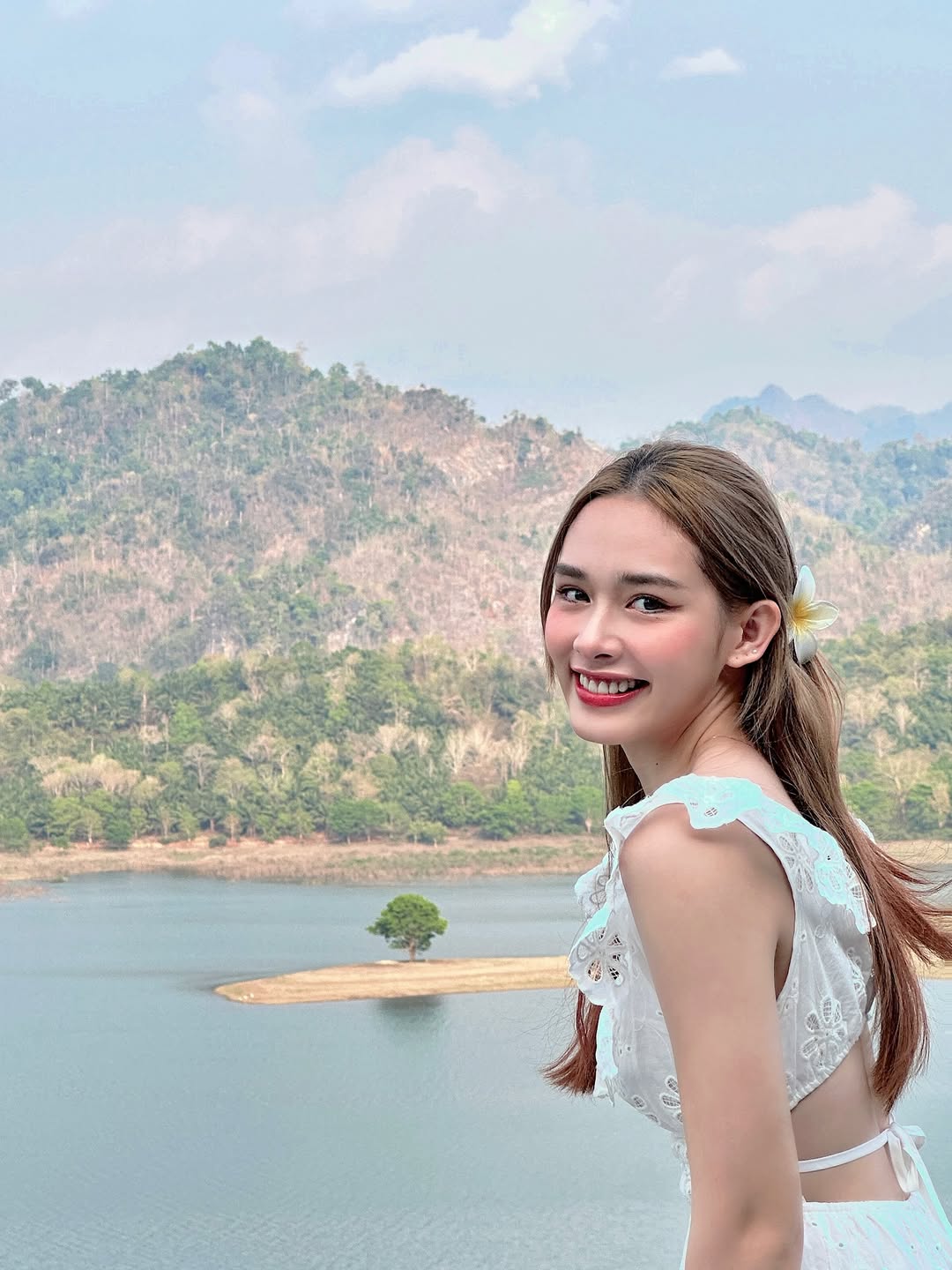 น้ำฟ้า - ธัญญภัสร์ ภัทรธีรชัยเจริญ
