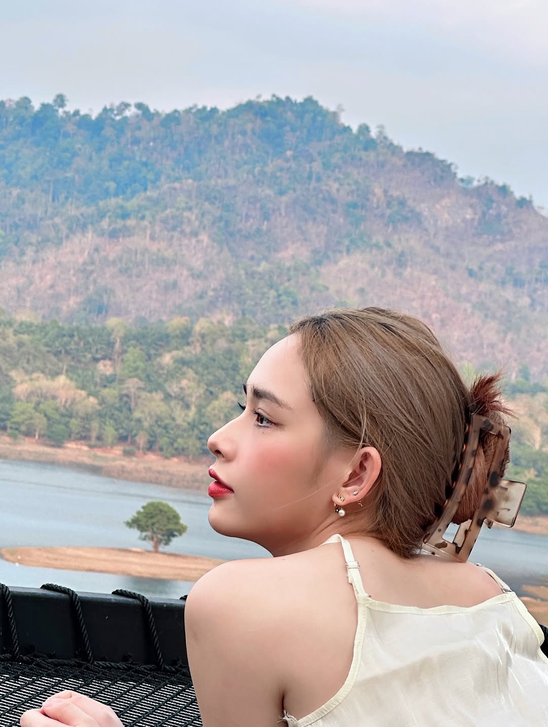 น้ำฟ้า - ธัญญภัสร์ ภัทรธีรชัยเจริญ