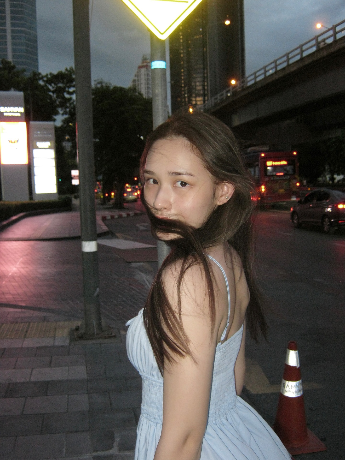น้ำฟ้า - ธัญญภัสร์ ภัทรธีรชัยเจริญ