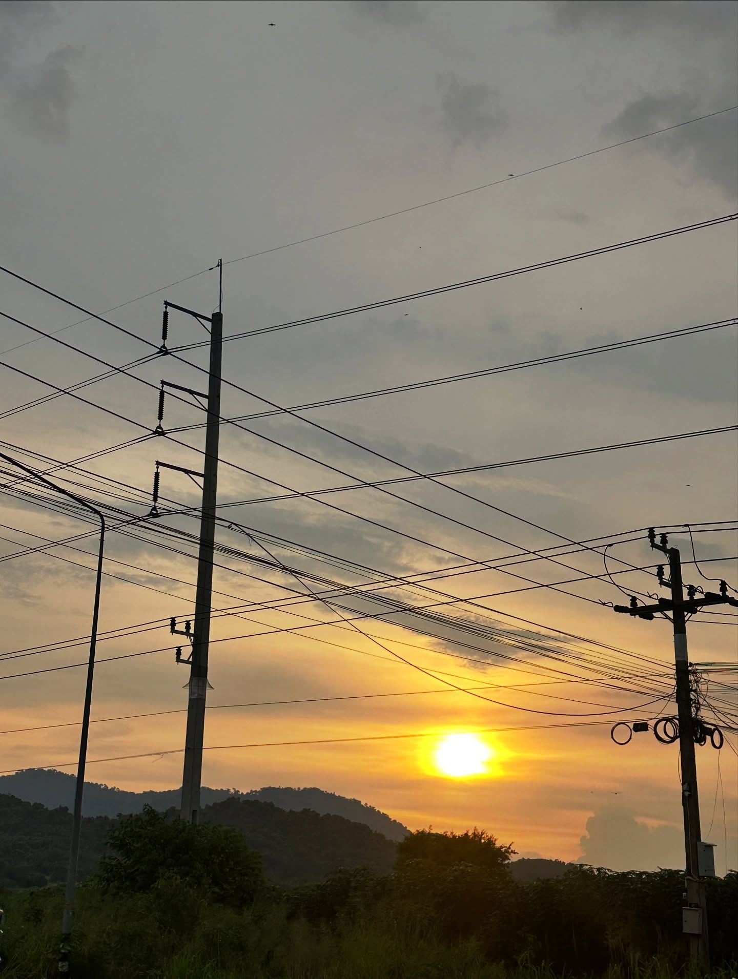 น้ำฟ้า - ธัญญภัสร์ ภัทรธีรชัยเจริญ