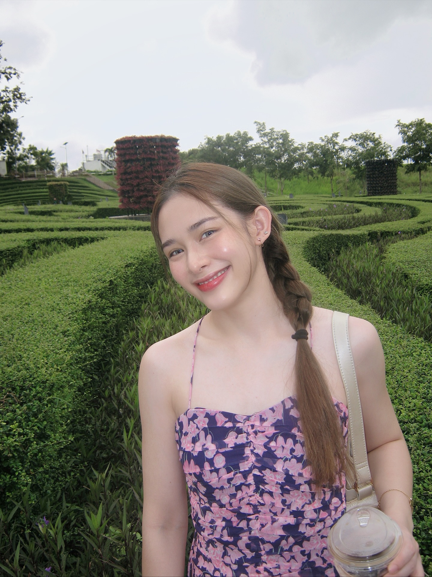 น้ำฟ้า - ธัญญภัสร์ ภัทรธีรชัยเจริญ