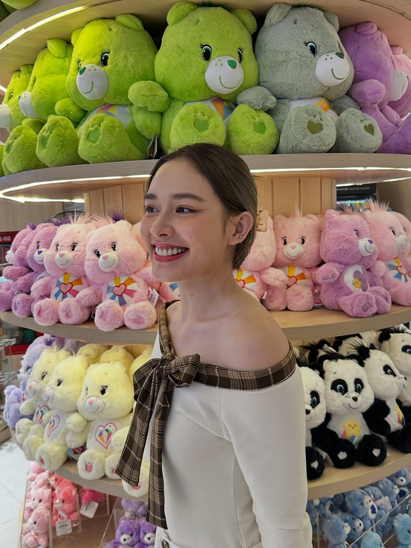 น้ำฟ้า - ธัญญภัสร์ ภัทรธีรชัยเจริญ