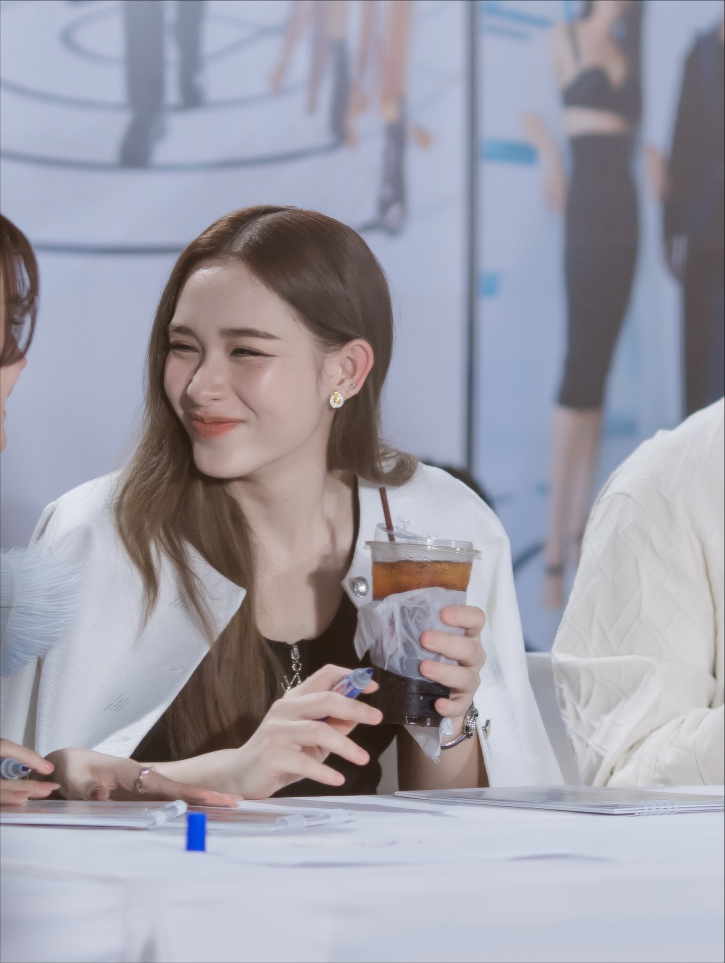 น้ำฟ้า - ธัญญภัสร์ ภัทรธีรชัยเจริญ