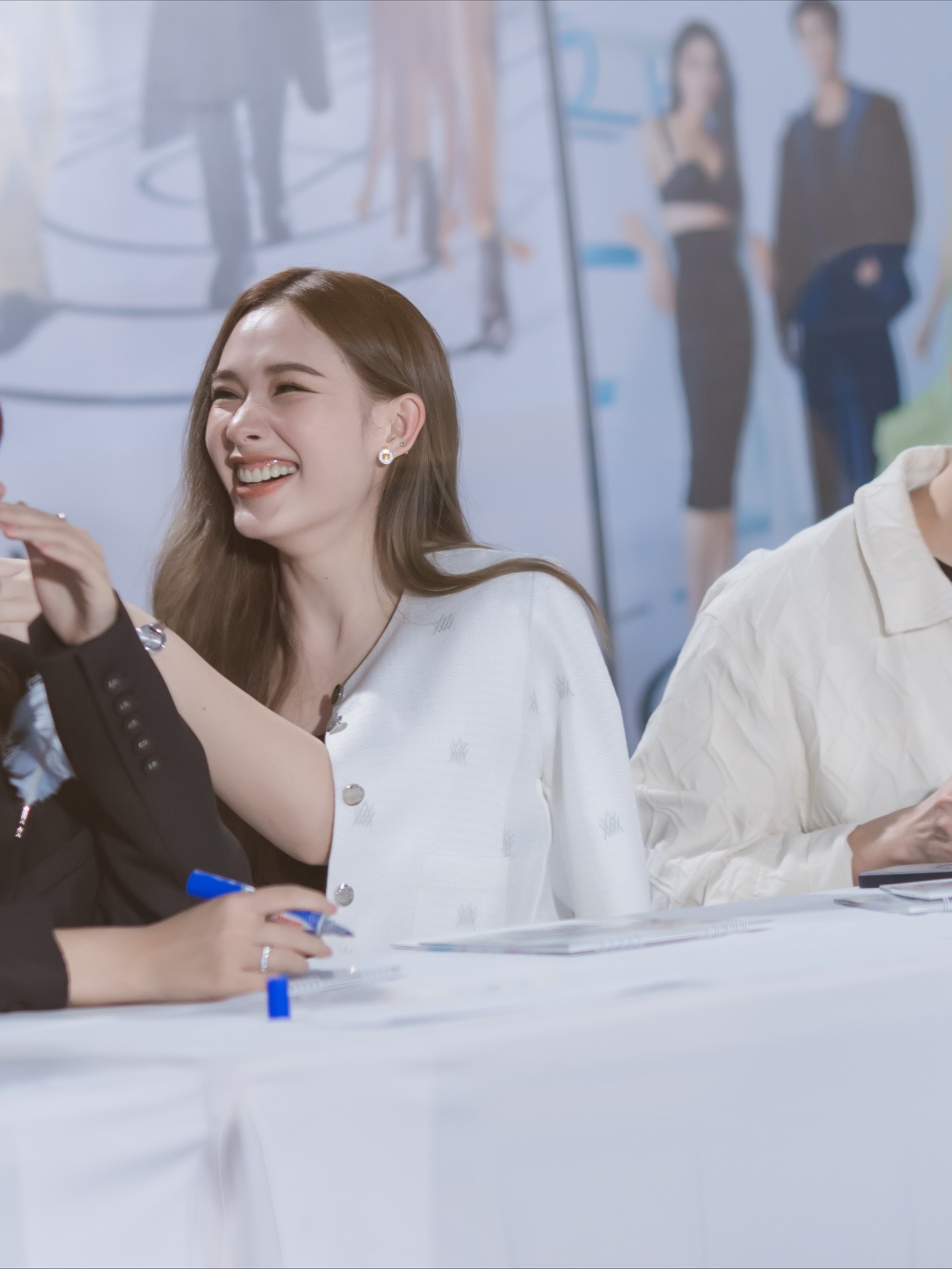 น้ำฟ้า - ธัญญภัสร์ ภัทรธีรชัยเจริญ