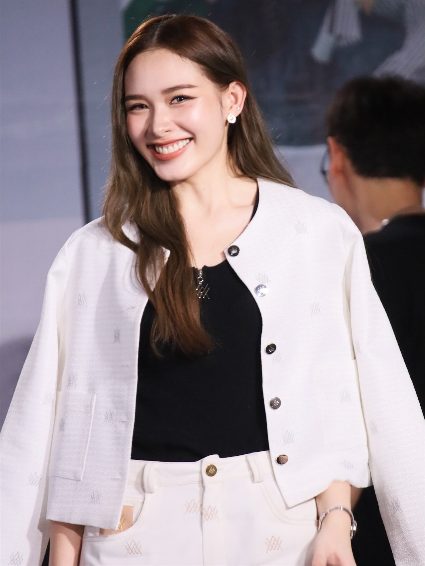 น้ำฟ้า - ธัญญภัสร์ ภัทรธีรชัยเจริญ