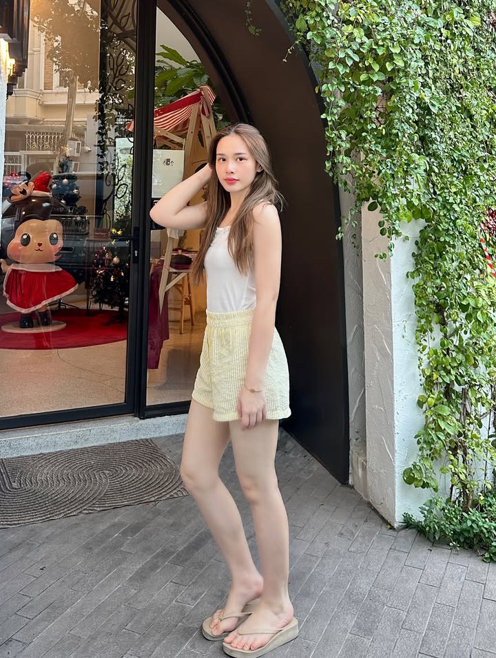 น้ำฟ้า - ธัญญภัสร์ ภัทรธีรชัยเจริญ