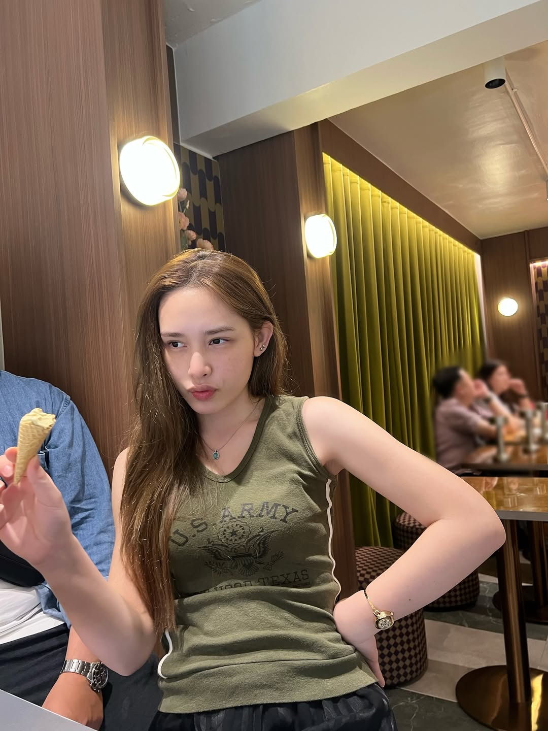 น้ำฟ้า - ธัญญภัสร์ ภัทรธีรชัยเจริญ