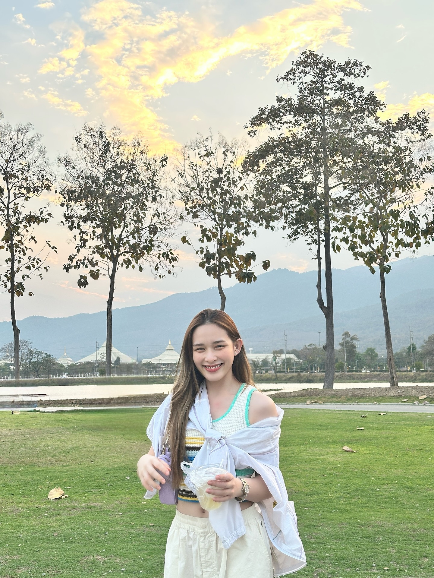 น้ำฟ้า - ธัญญภัสร์ ภัทรธีรชัยเจริญ