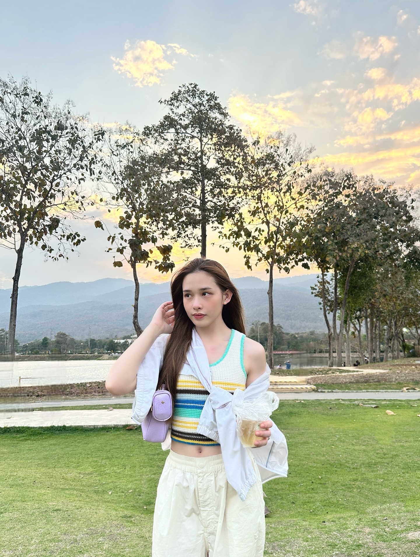 น้ำฟ้า - ธัญญภัสร์ ภัทรธีรชัยเจริญ