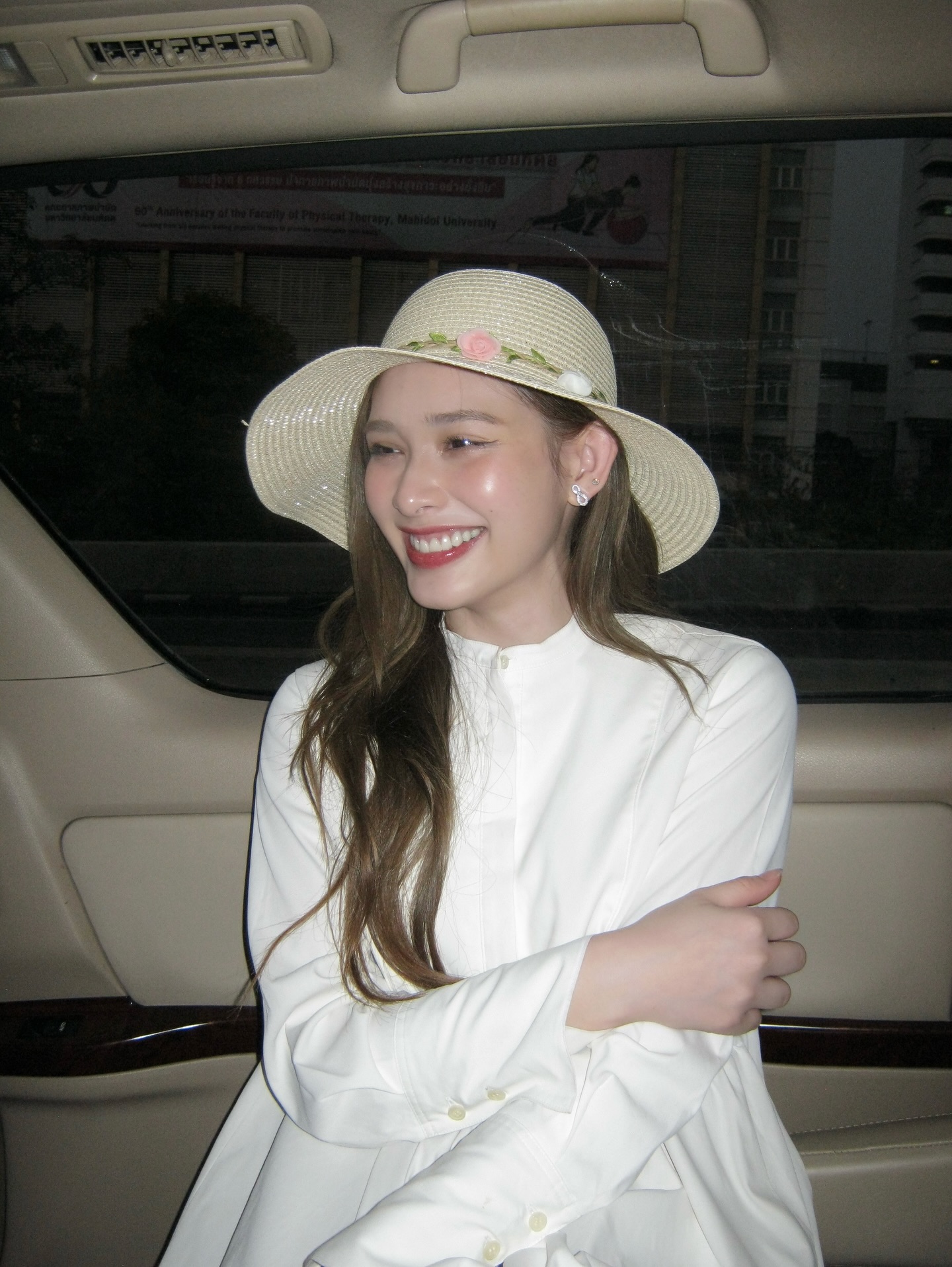 น้ำฟ้า - ธัญญภัสร์ ภัทรธีรชัยเจริญ