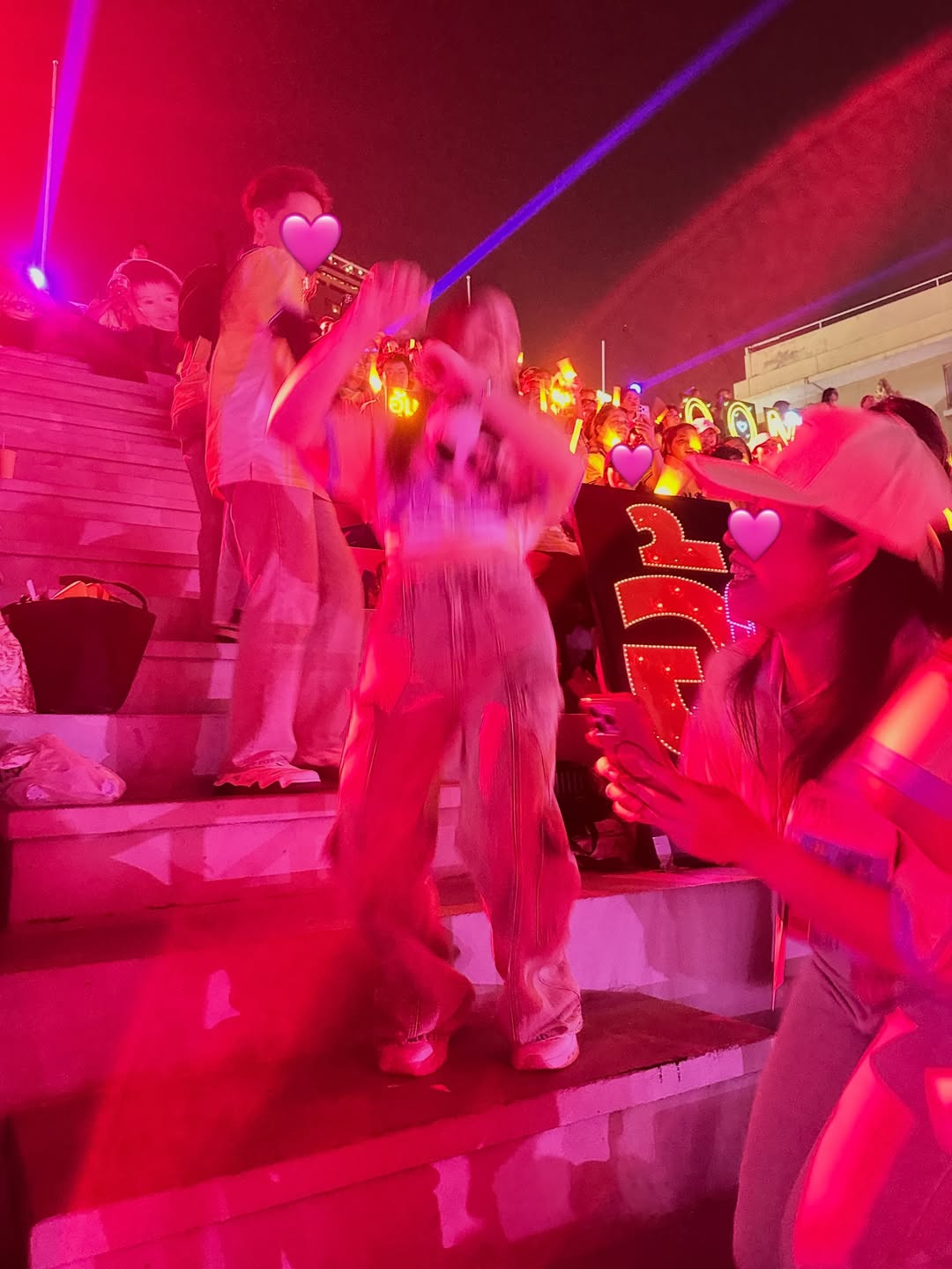 น้ำฟ้า - ธัญญภัสร์ ภัทรธีรชัยเจริญ