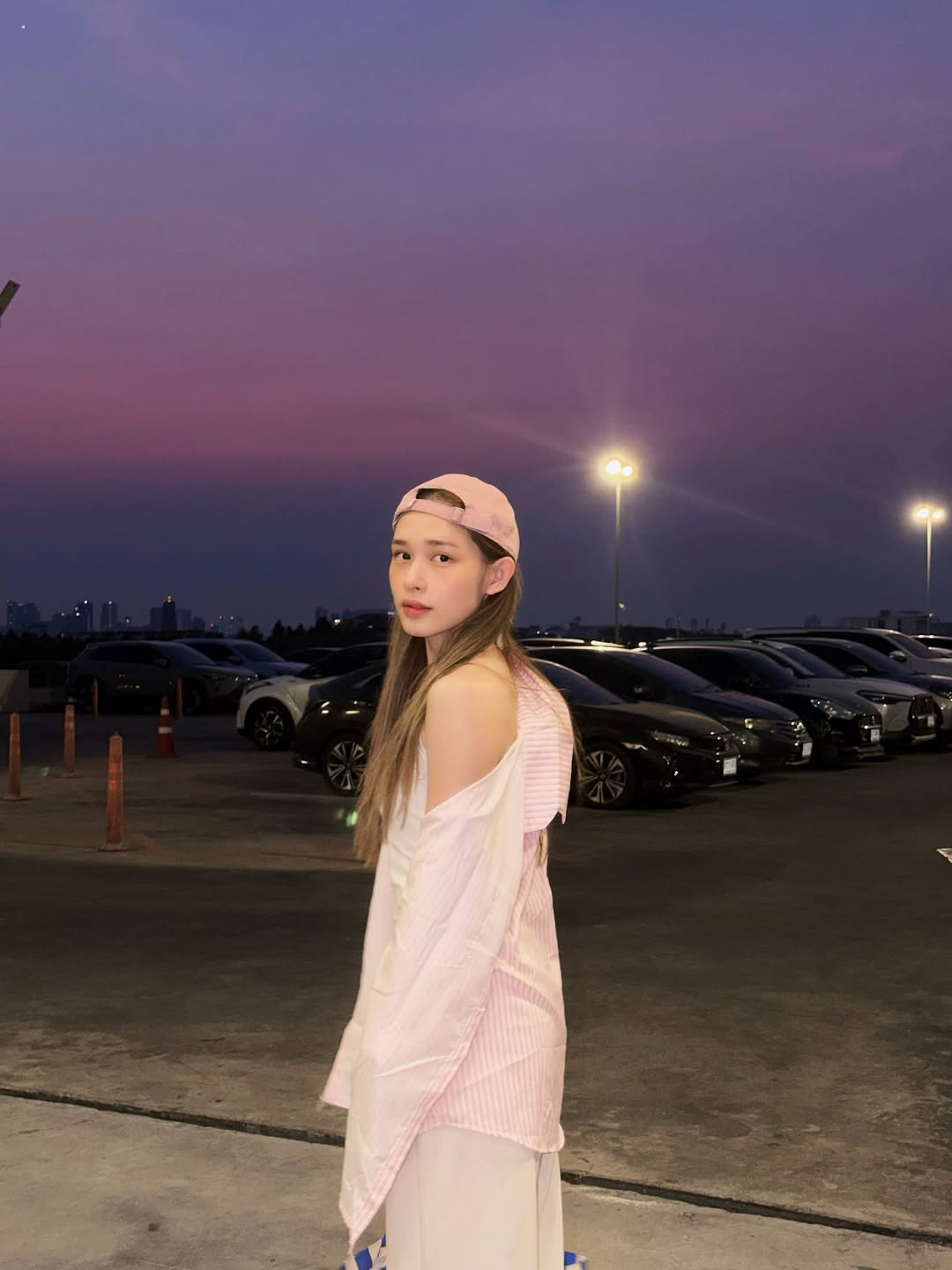 น้ำฟ้า - ธัญญภัสร์ ภัทรธีรชัยเจริญ