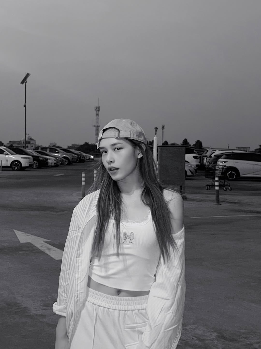 น้ำฟ้า - ธัญญภัสร์ ภัทรธีรชัยเจริญ