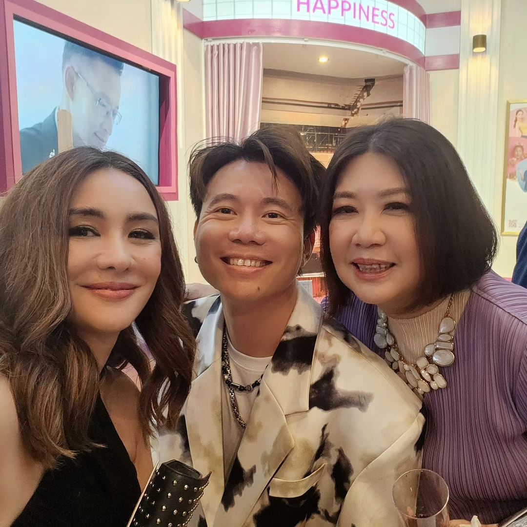 นิกกี้ - นิโคล เทริโอ