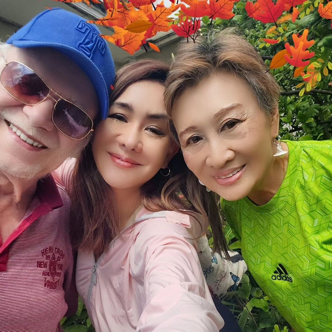 นิกกี้ - นิโคล เทริโอ