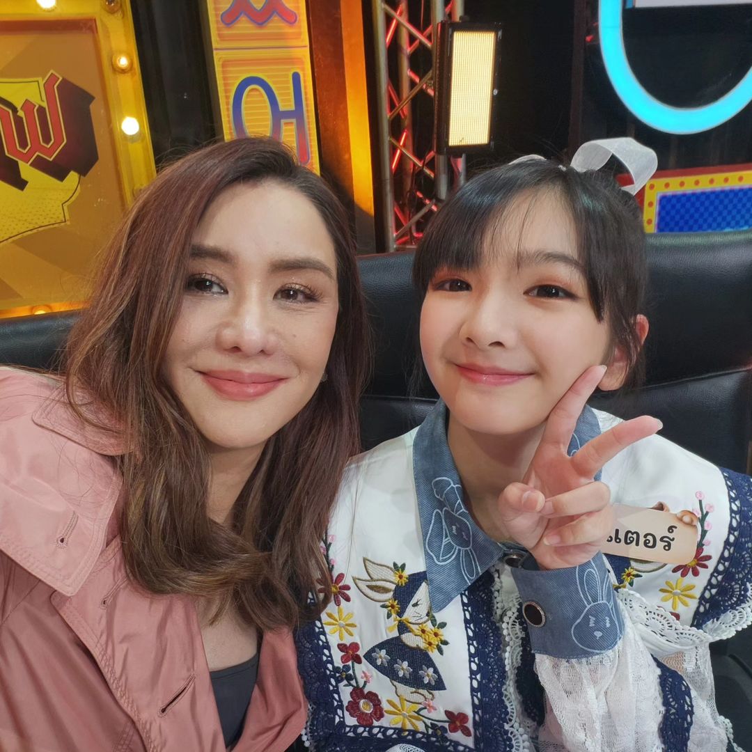 นิกกี้ - นิโคล เทริโอ
