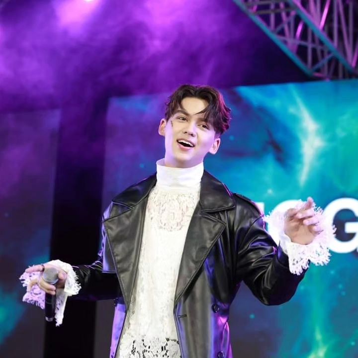นิกกี้ - นิโคล เทริโอ