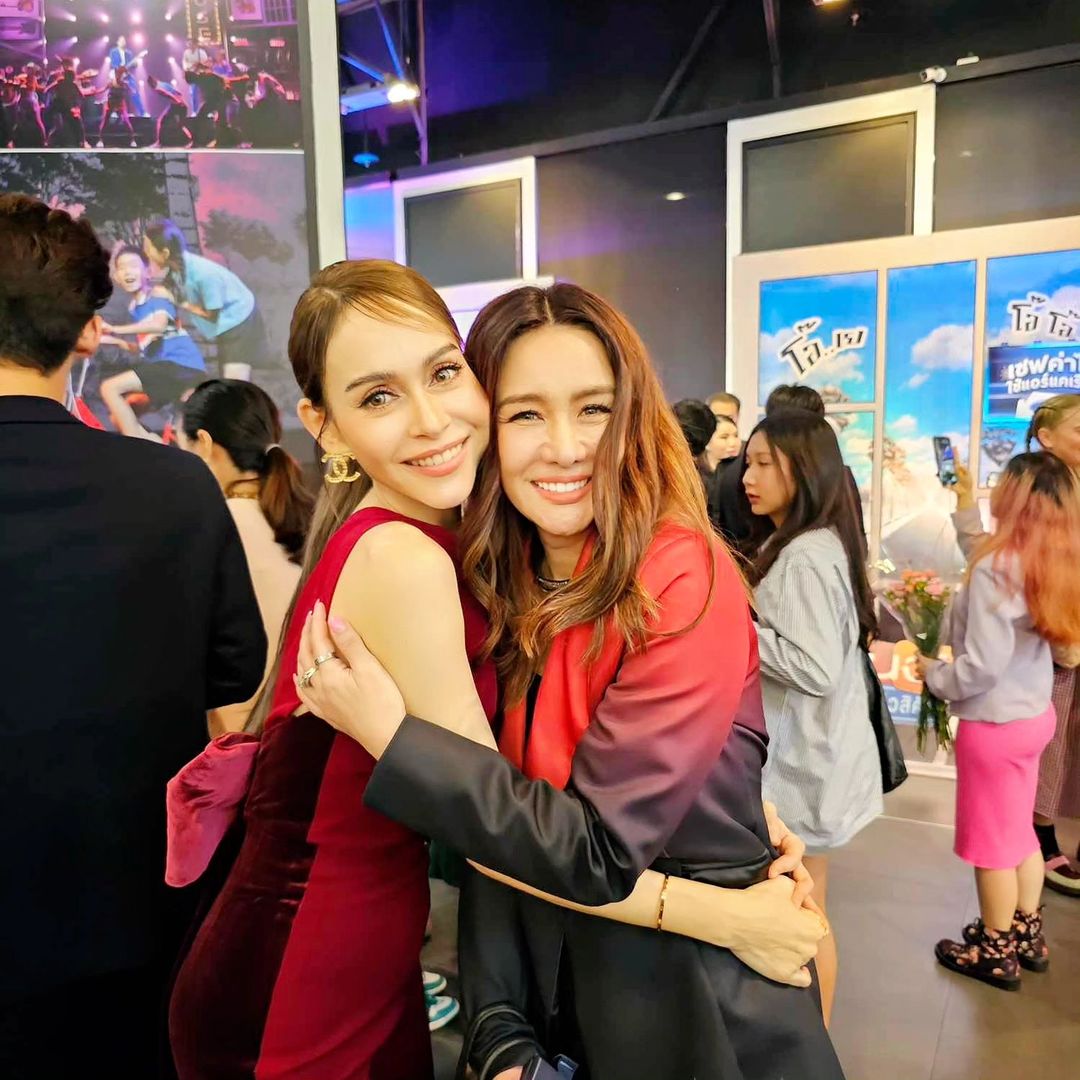 นิกกี้ - นิโคล เทริโอ